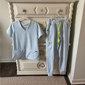 Figs Women’s Open Skies Set